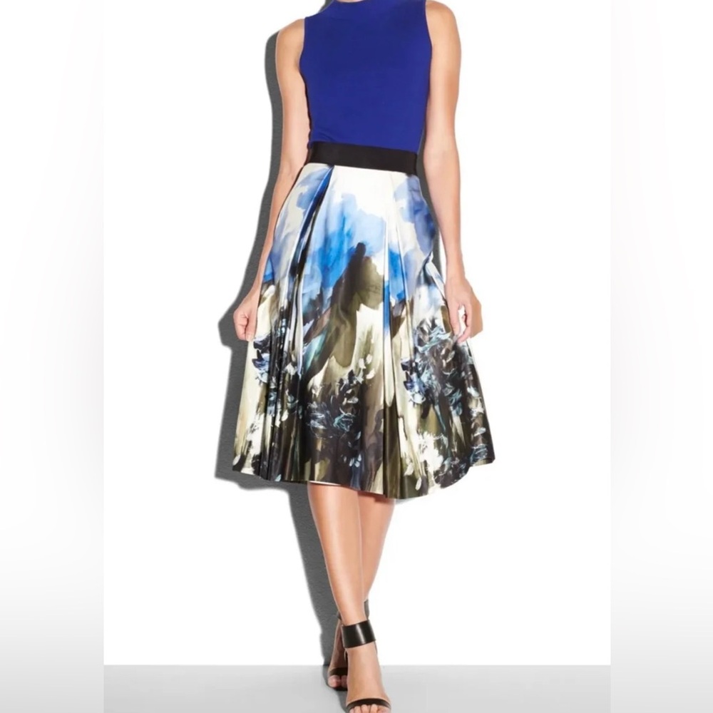 Milly Painted Floral Katie 3/4 Skirt Sky Color Sz 2 Made In USA Preppy Corporate